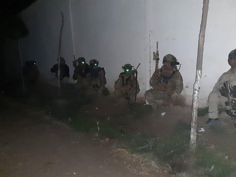 با ورود نیروهای ویژه امنیتی به مزار شریف، حلقه محاصره بر نظام الدین قیصاری تنگ تر شده است