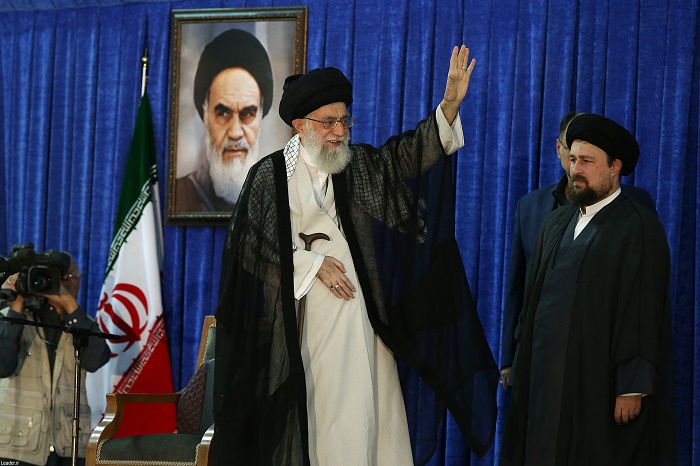 امام خمینی(ره) سی و چند سال پیش امریکا را شیطان بزرگ و غیرقابل اعتماد عنوان کرده بودند