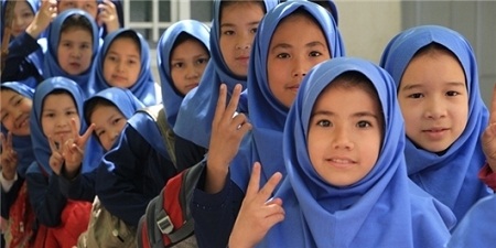 شیوه نامه ثبت نام دانش آموزان اتباع خارجی در مدارس البرز ایران اعلام شد