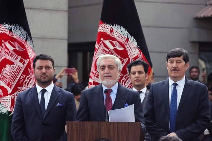  عبدالله: اگر نتیجه تقلب را بپذیریم فاتحه دموکراسی در افغانستان خوانده می شود 
