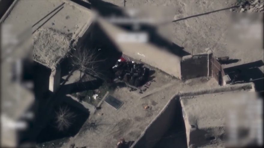 تصاویری از هدف قرار دادن دقیق جلسه طالبان توسط حمله هوایی ارتش افغانستان