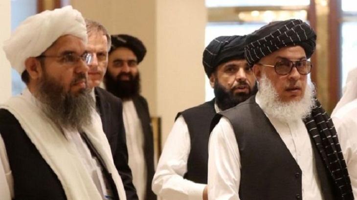 آمریکا آماده توافق؛ طالبان از اعلام نشدن نام اعضای هیات مذاکره کننده دولت انتقاد کرد