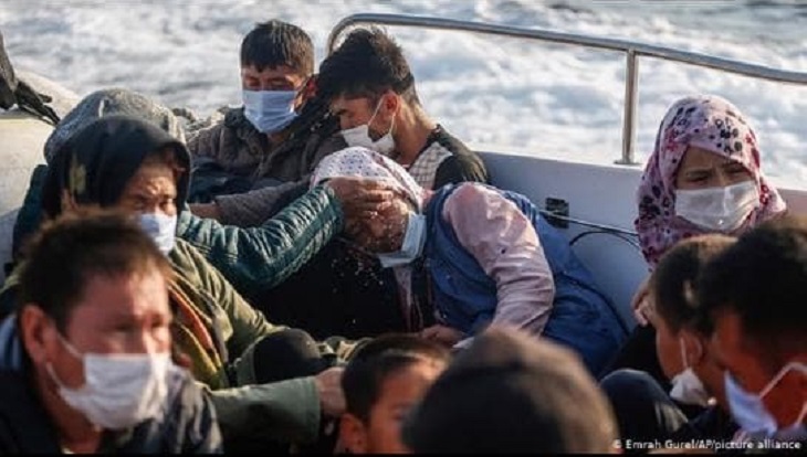  یک قایق حامل بیش از 200 پناهجوی افغانستانی در ترکیه متوقف شد