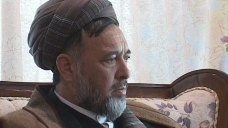 محمد محقق حضور در تیم انتخاباتی حکمتیار را رد کرد