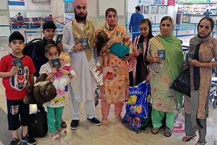  دومین گروه شهروندان هندو و سیک افغانستان را ترک می کنند 