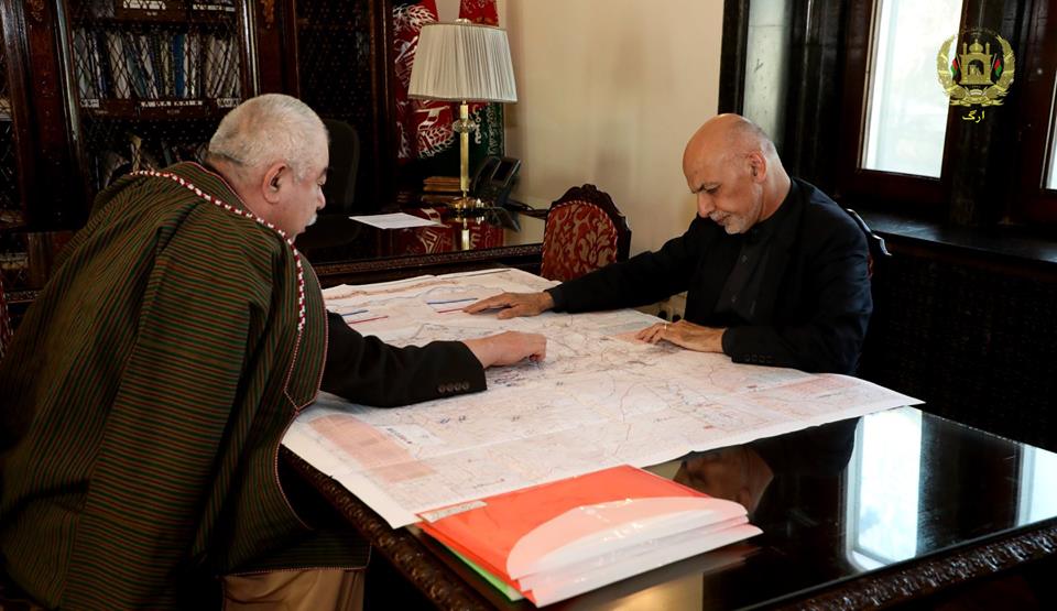  دیدار اشرف غنی با جنرال دوستم؛ بررسی وضعیت امنیتی برخی لایات و گفت وگو در مورد بورد مشورتی صلح 