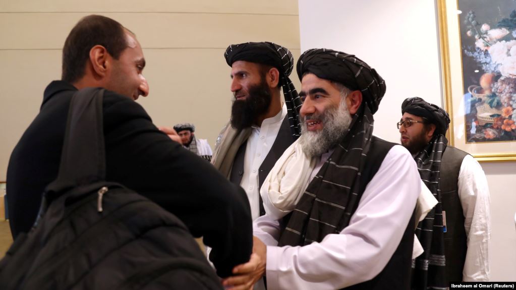 نخستین گفت وگوی رو در روی گروه صلح دولت با هیأت طالبان در کابل انجام شد