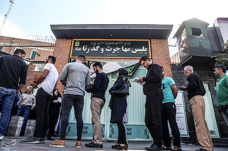 تمدید خودکار اقامت و ویزای شهروندان افغانستان در ایران به مدت سه ماه بدون مراجعه حضوری