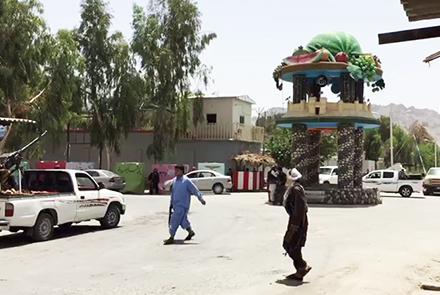 والی فراه: طالبان از شهر فراه عقب زده شدند 