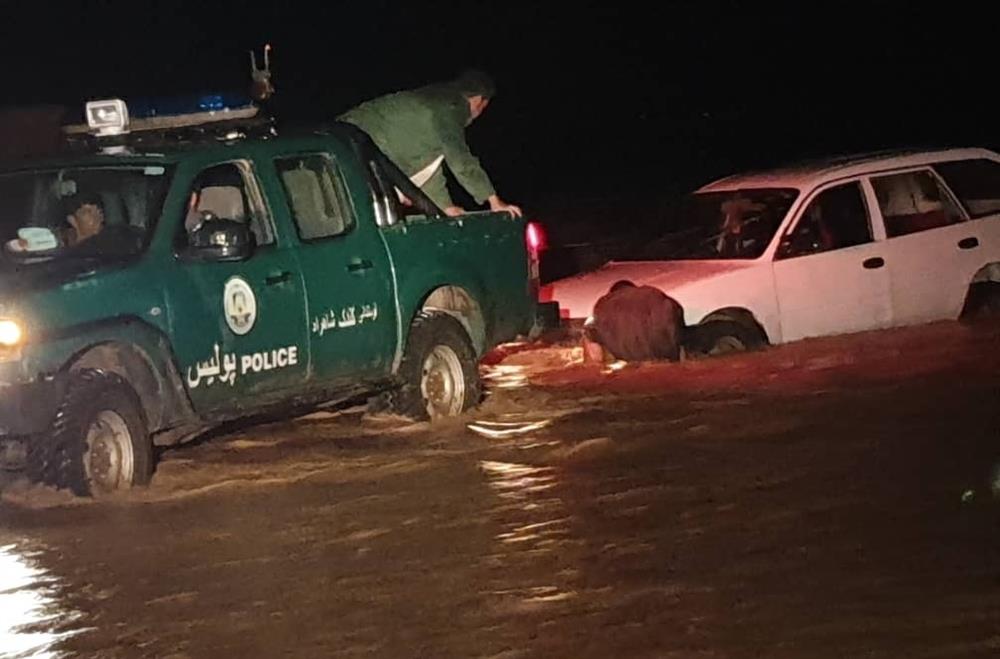 ریزش شدید باران در هرات و بادغیس 7 کشته و خسارات مالی زیادی را به بار آورد