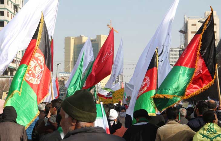 حضور پرشور مهاجرین افغانستانی در راهپیمایی سی ونهمین جشن پیروزی انقلاب اسلامی در ایران