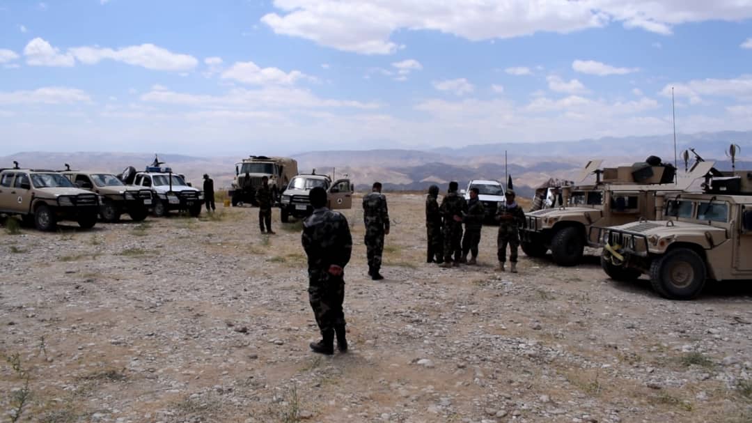 سقوط 18 پاسگاه در سرپل؛ 200 نیروی امنیتی در محاصرۀ طالبان اند