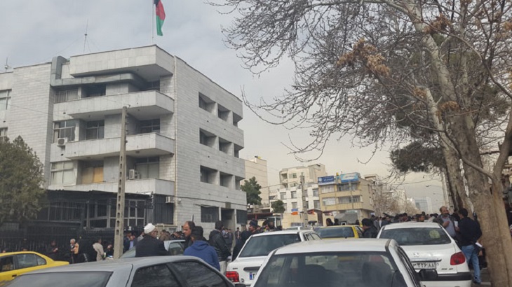 توزیع و تایید تذکره در سفارت افغانستان در تهران آغاز شد