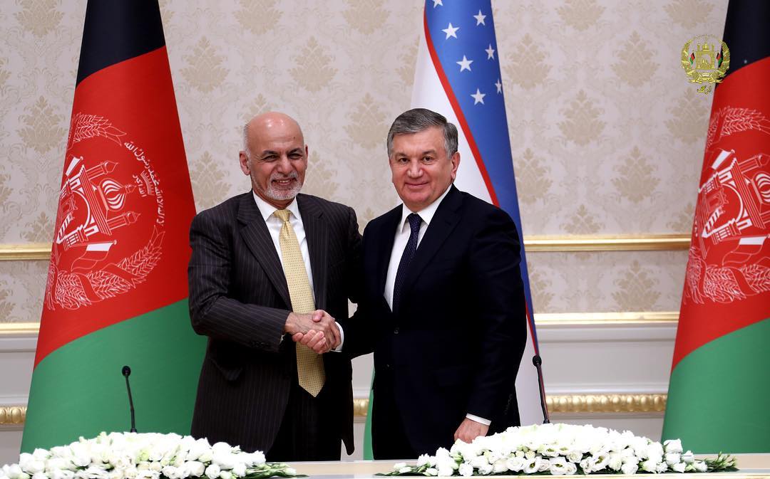 رییس جمهور غنی 2018 را سال مهم برای همکاری های افغانستان و ازبکستان خواند