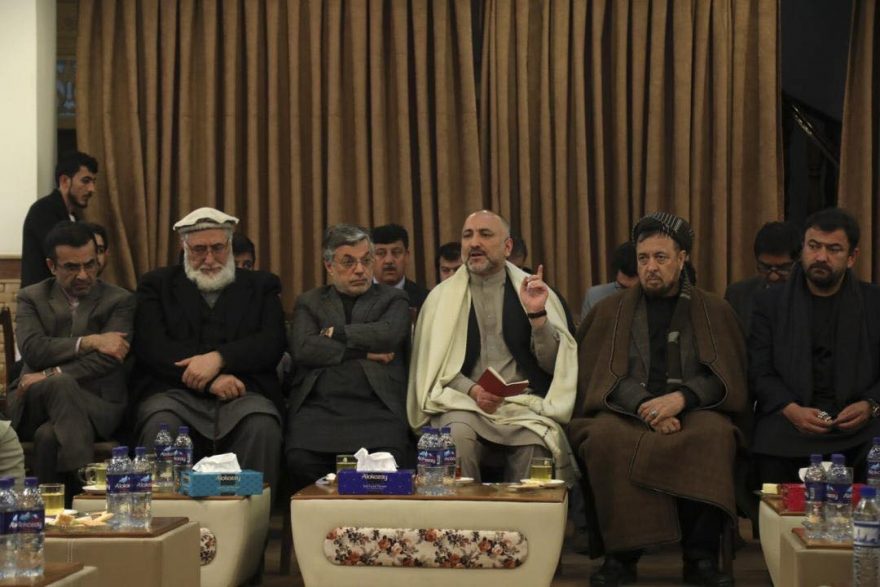 تیم صلح و اعتدال: طالبان با اعلام جنگ بهاری به روند صلح آسیب می زنند