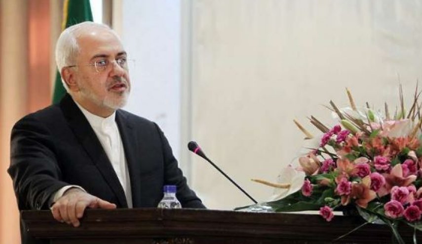  ظریف: ایران برای حراست از امنیت خود در خلیج فارس تردید نخواهد کرد 