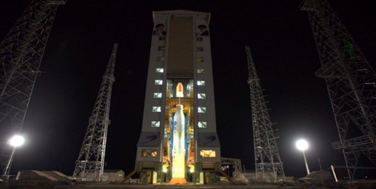 ایران ماهواره «ظفر» را با موفقیت به فضا پرتاب کرد