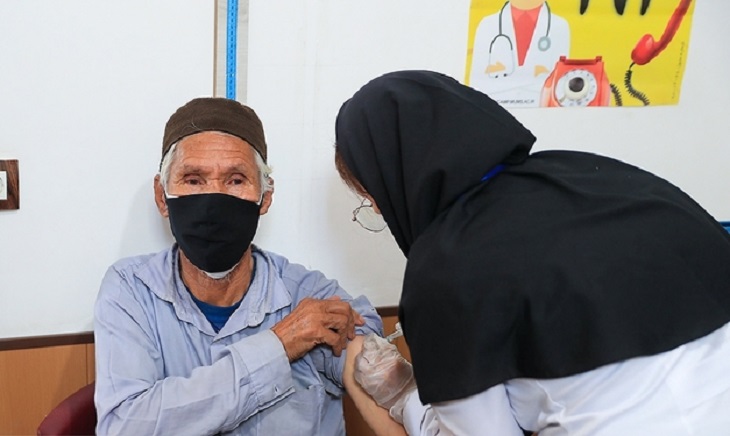 روابط عمومی اداره اتباع مشهد؛ آغاز طرح ویژه واکسیناسیون اتباع خارجی