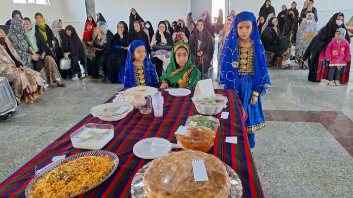 جشنواره غذاهای محلی افغانستانی در ولایت سمنان ایران