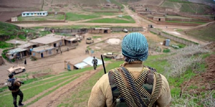 طالبان یک پایگاه ارتش را در بالامرغاب بادغیس محاصره کرده اند