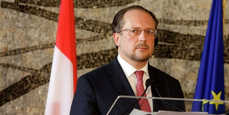 وزیر اتریشی: اتحادیه اروپا، طالبان را به عنوان دولت افغانستان به رسمیت نمی شناسد