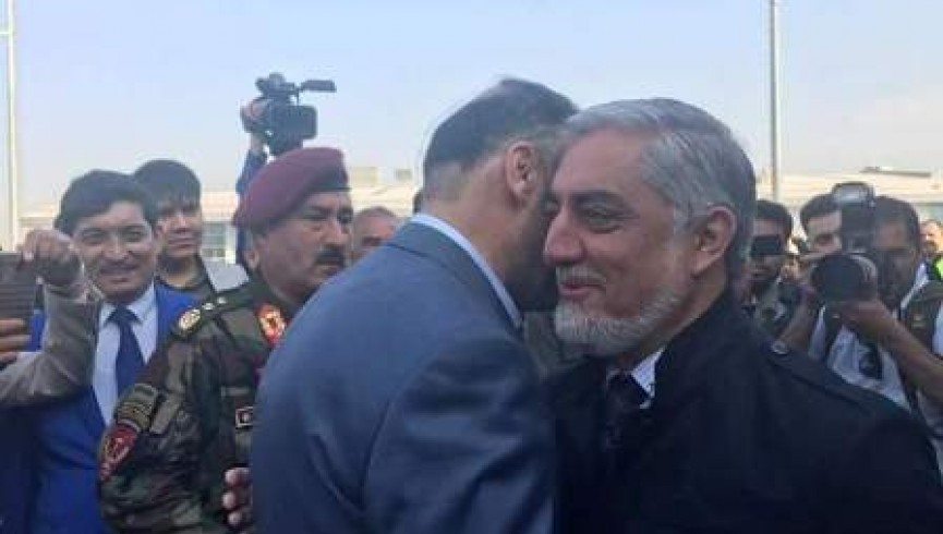رئیس اجرایی حکومت با استقبال عطا محمد نور وارد بلخ شد