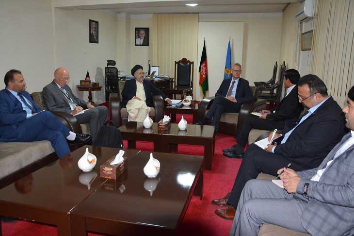 گفتگوی وزیر مهاجرین افغانستان و سفیر دانمارک درباره وضعیت مهاجرین
