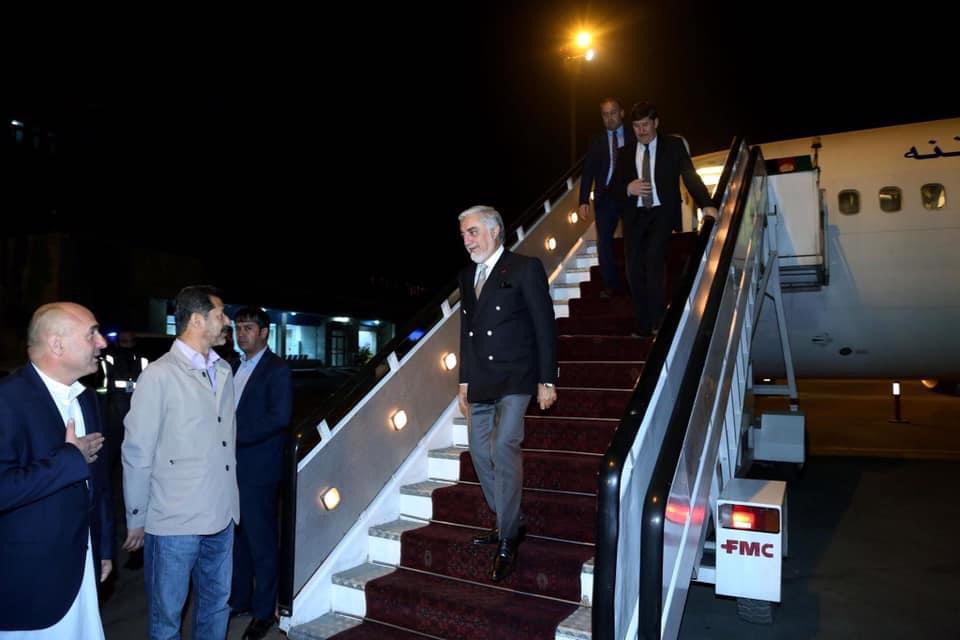 رییس شورای عالی مصالحه ی ملی پس از سفر دو روزه از تهران به کابل برگشت 