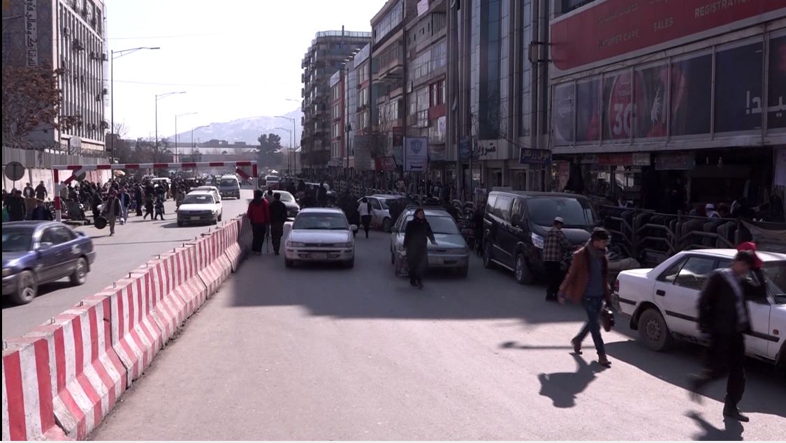 نقض گسترده مقررات قرنطین در روزهای عید در کابل؛ هشدار شهرداری کابل و وزارت داخله