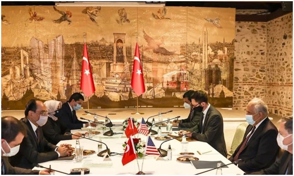 خلیلزاد با مقام های ترکی در مورد نشست استانبول گفتگو کرد