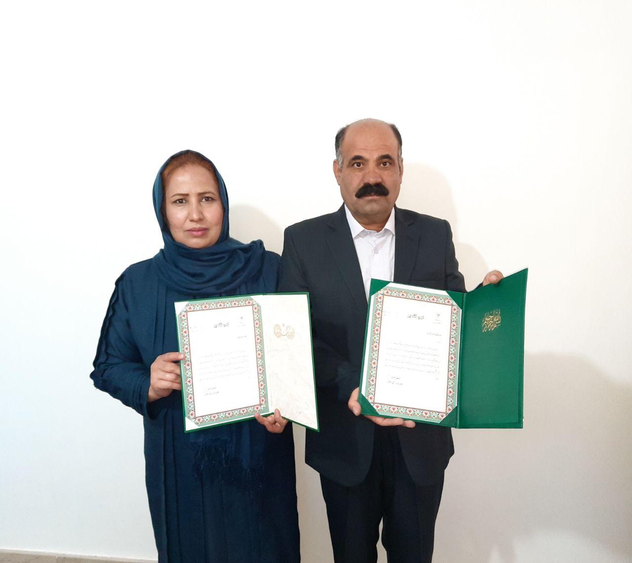 پدر و مادری افغان که مورد تقدیر مقامات ایرانی قرار گرفت