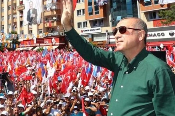 اردوغان پیروزی خود را در انتخابات ریاست جمهوری ترکیه اعلام کرد 