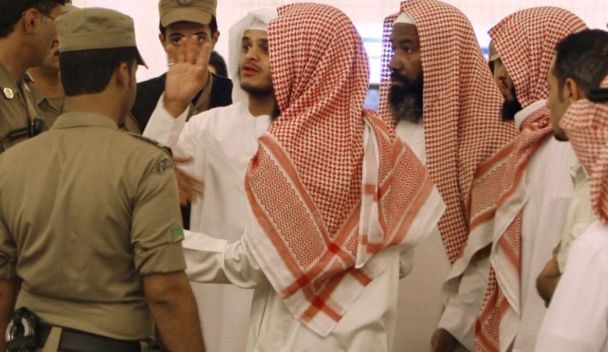  ادامه یکه تازی بن سلمان.. بازداشت 298 مقام دولتی در عربستان 