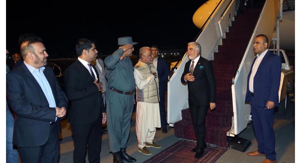 عبدالله عبدالله رییس شورای عالی مصالحه ملی کشور به کابل بازگشت 