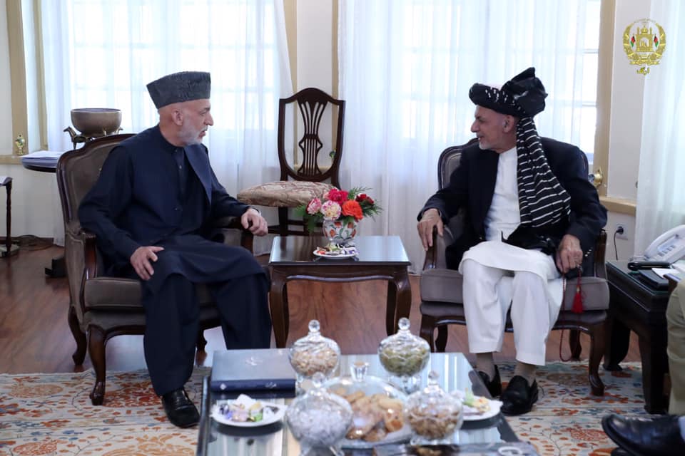 رئیس جمهور غنی و حامد کرزی عید مبارکی کردند