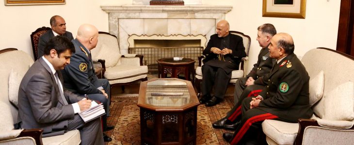 اشرف غنی بر گسترش همکاری ها میان افغانستان، قزاقستان و ازبکستان تأکید کرد 