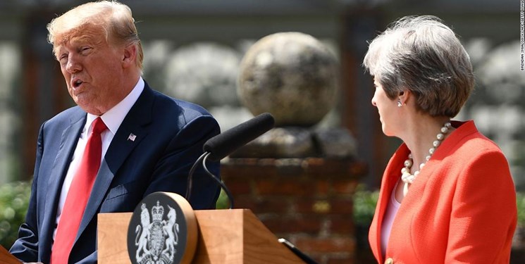 ترامپ، ترزا می و سفیر لندن در واشنگتن را «احمق» و «گیج» خواند