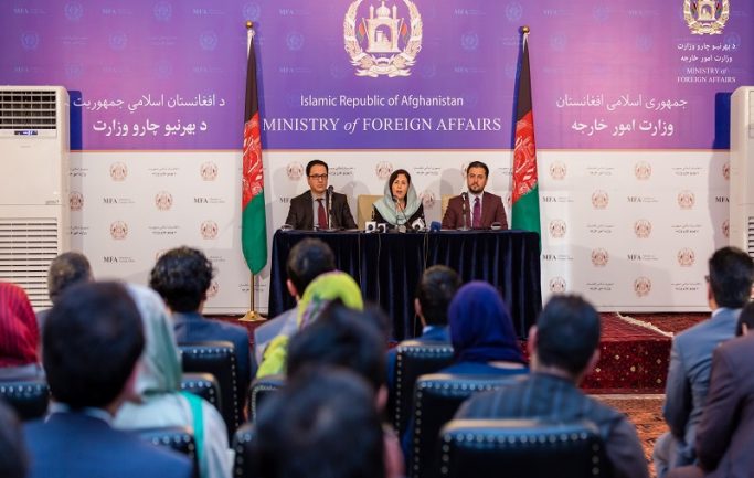 شناسنامه الکترونیکی برای افغانستانی های خارج از کشور هم توزیع می شود