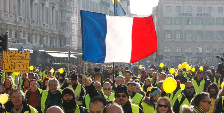 برخی معترضان فرانسوی به تلاش برای کودتا متهم شدند