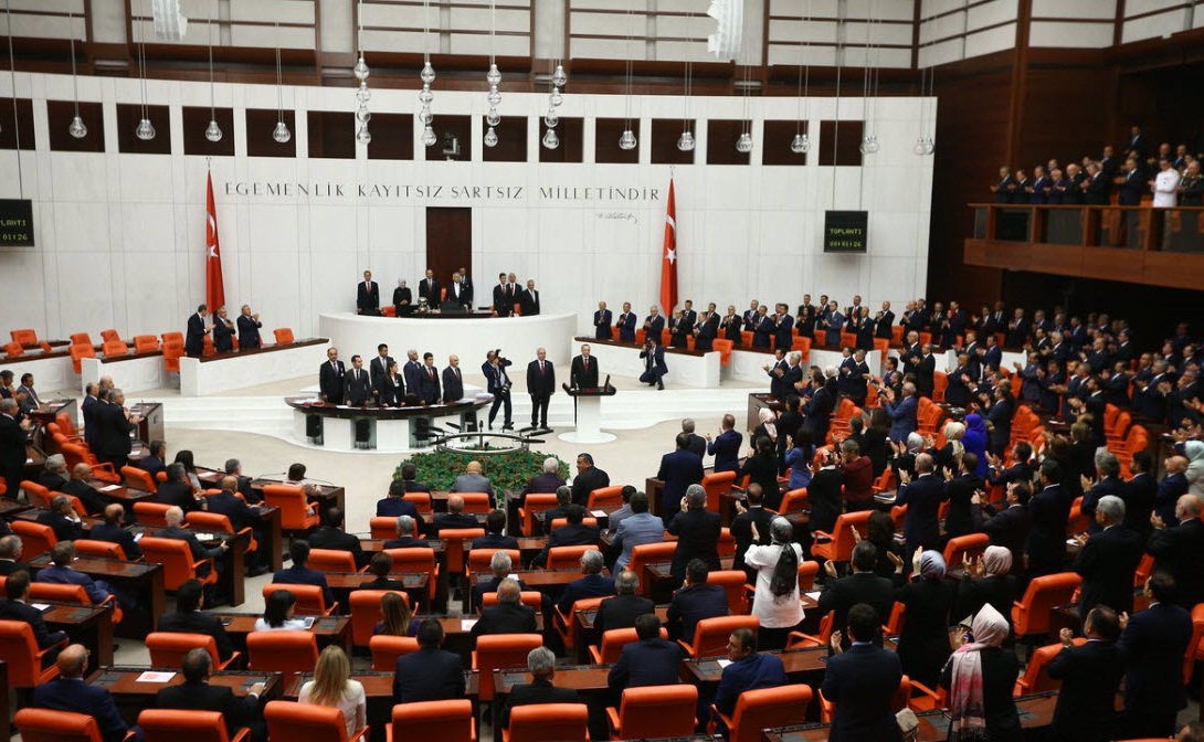  اردوغان، اولین رئیس جمهور نظام ریاستی ترکیه، سوگند خورد 
