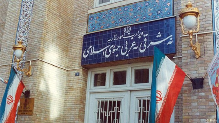 اتهامات آمریکا علیه ایران، در مورد رفتار با مسافران افغانستانی یک طنز تلخ است