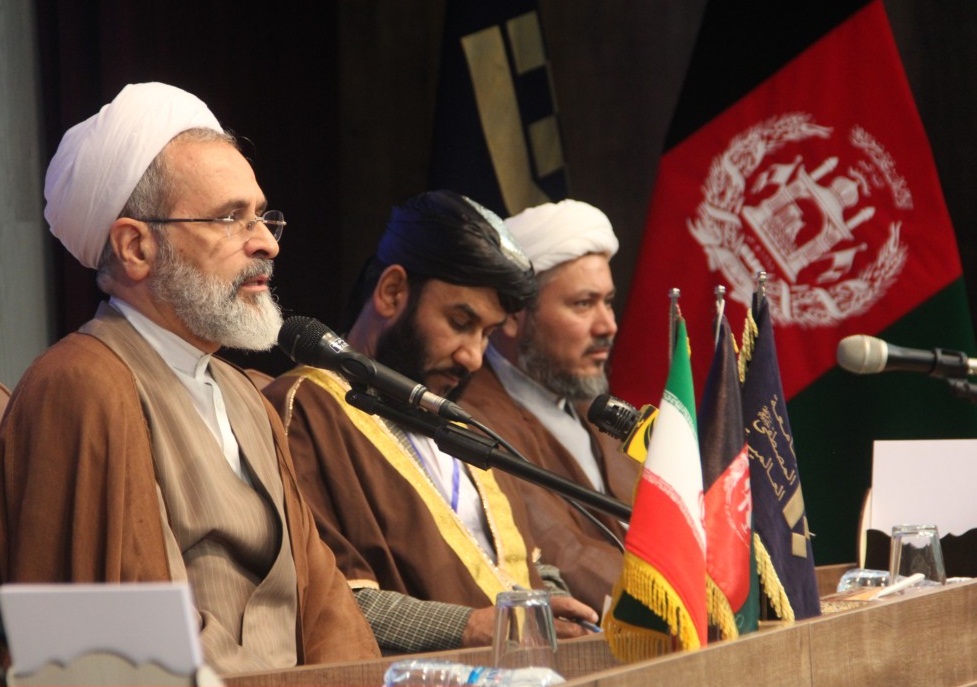مراکز علمی اسلامی باید از تکفیر عبور کنند و علمای افغانستان در این رابطه نقش بسزایی دارد