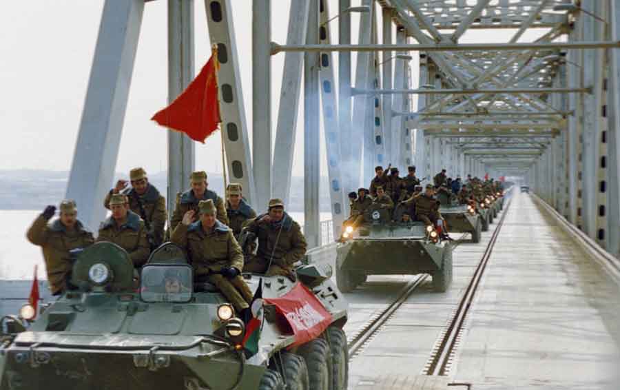 26 دلو سالروز خروج شوروی از افغانستان: خروجی که پایان جنگ را به ارمغان نیاورد