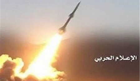 حمله موشکی یمن به سمت محل استقرار ائتلاف سعودی در ساحل غربی 