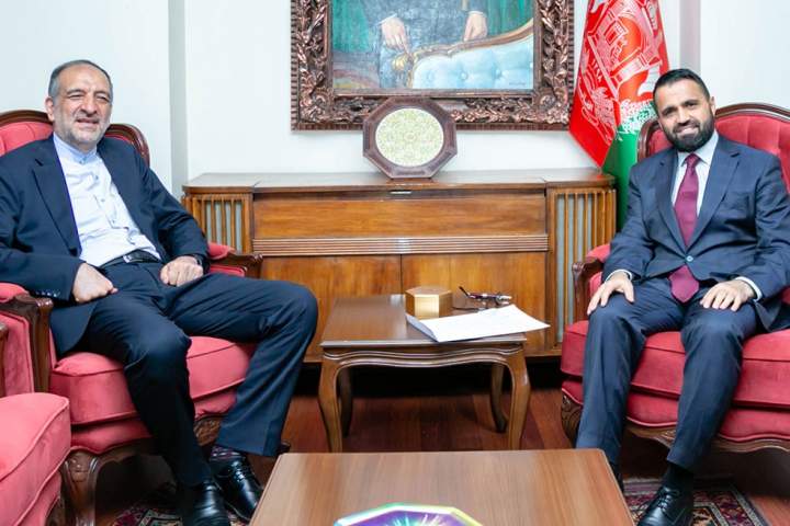 وزارت خارجه در مورد بهبود وضعیت مهاجران افغان، با سفیر ایران در کابل گفتگو کرد