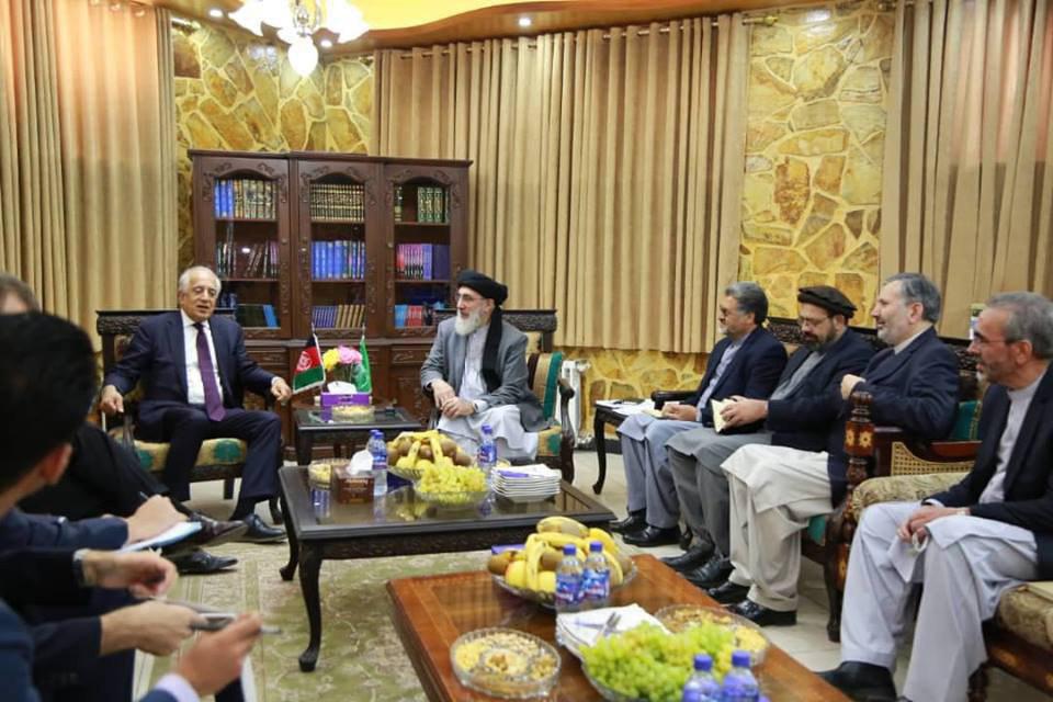 دیدار «زلمی خلیل زاد» با «گلبدین حکمتیار» رهبر حزب اسلامی 