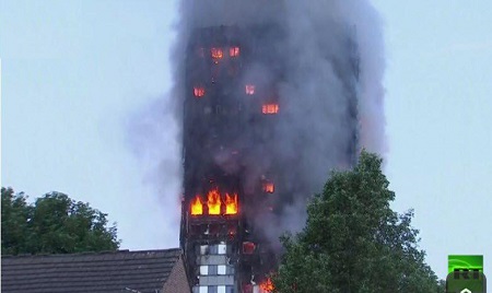 آتش سوزی مهیب در برجی مسلمان نشین در لندن