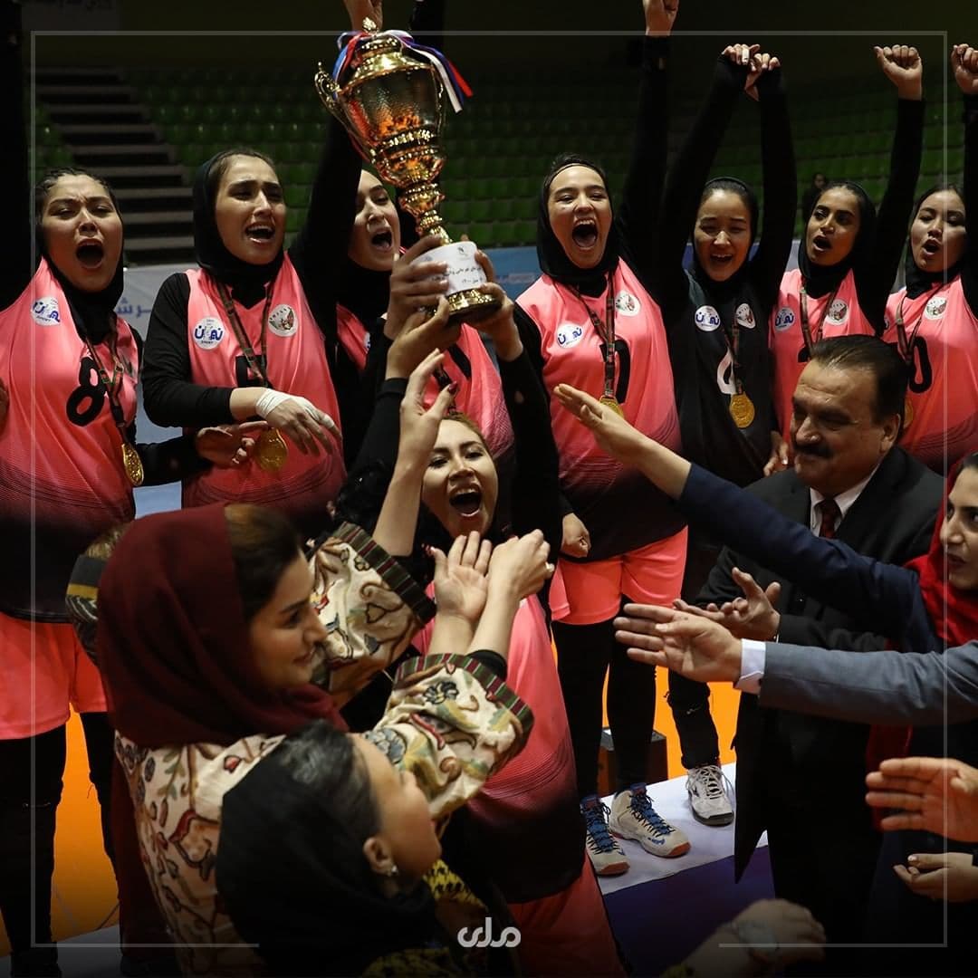  قهرمانی تیم والیبال بانوان مهاجر افغان مقیم ایران+(فیلم و تصاویر)