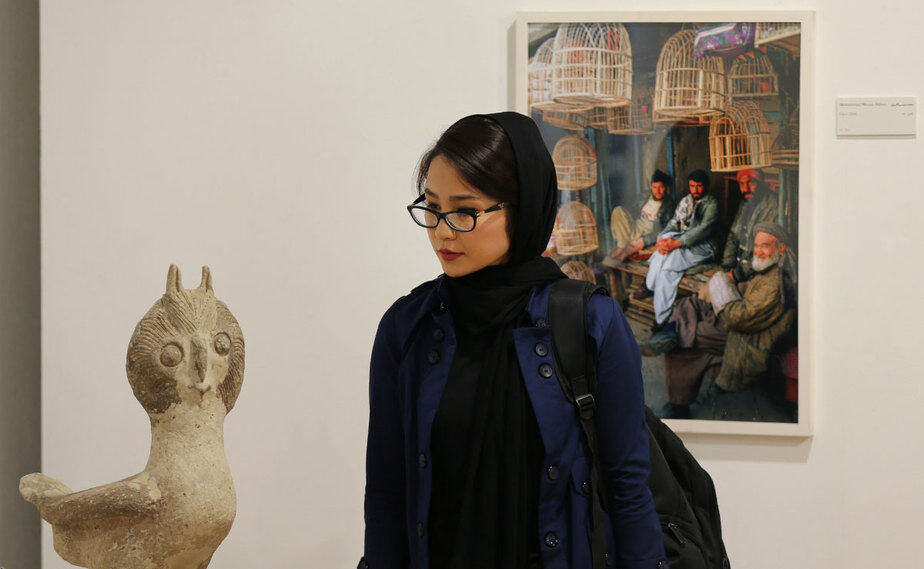 هنرمندبودن برای تمدید کارت اقامت افغانستانی ها در ایران کافی نیست